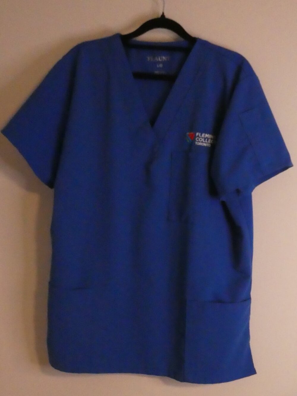 FLAUNT Royal Blue V-Neck Scrub Top Fleming College Toronto - size large